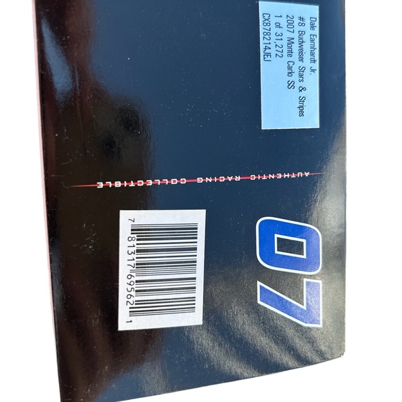 Dale Earnhardt Jr #8 Budweiser Stars & Stripes 2007 1:24 Scale CX878214JEJ - Picture 4 of 6